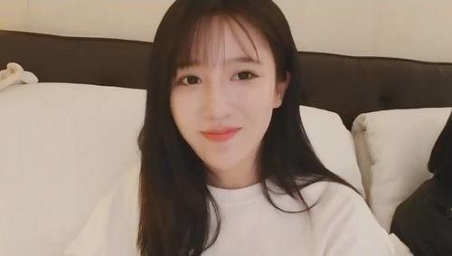 娱乐吃瓜小妹子视频大全,揭秘娱乐圈幕后故事  第3张 娱乐吃瓜小妹子视频大全,揭秘娱乐圈幕后故事  第3张